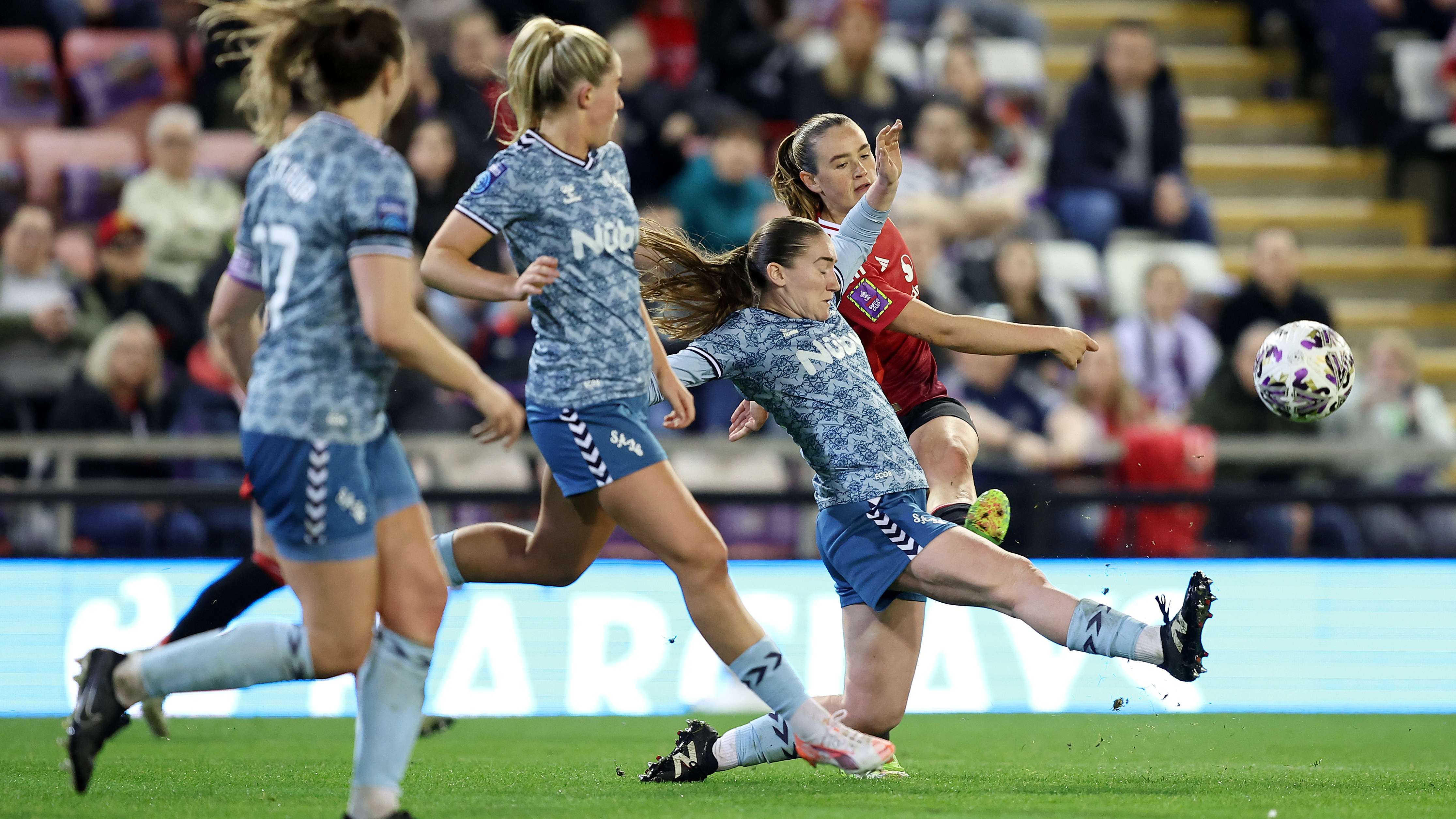 并在场上场 并在场上场